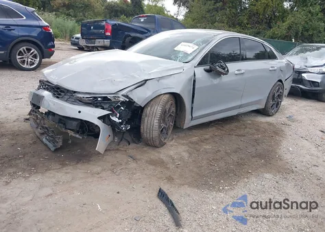 2025 Kia K5 Gt-Line z USA, uszkodzony, nr VIN KNAG64J79S5352545